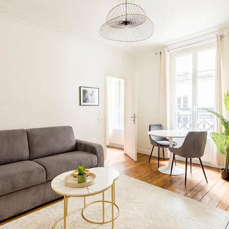 Superbe Montmartre Apartment *