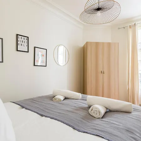 Superbe Montmartre Apartment *